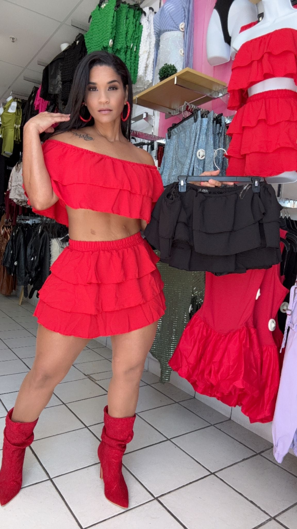 Set falda pantalón top strapless volantes rojo/negro