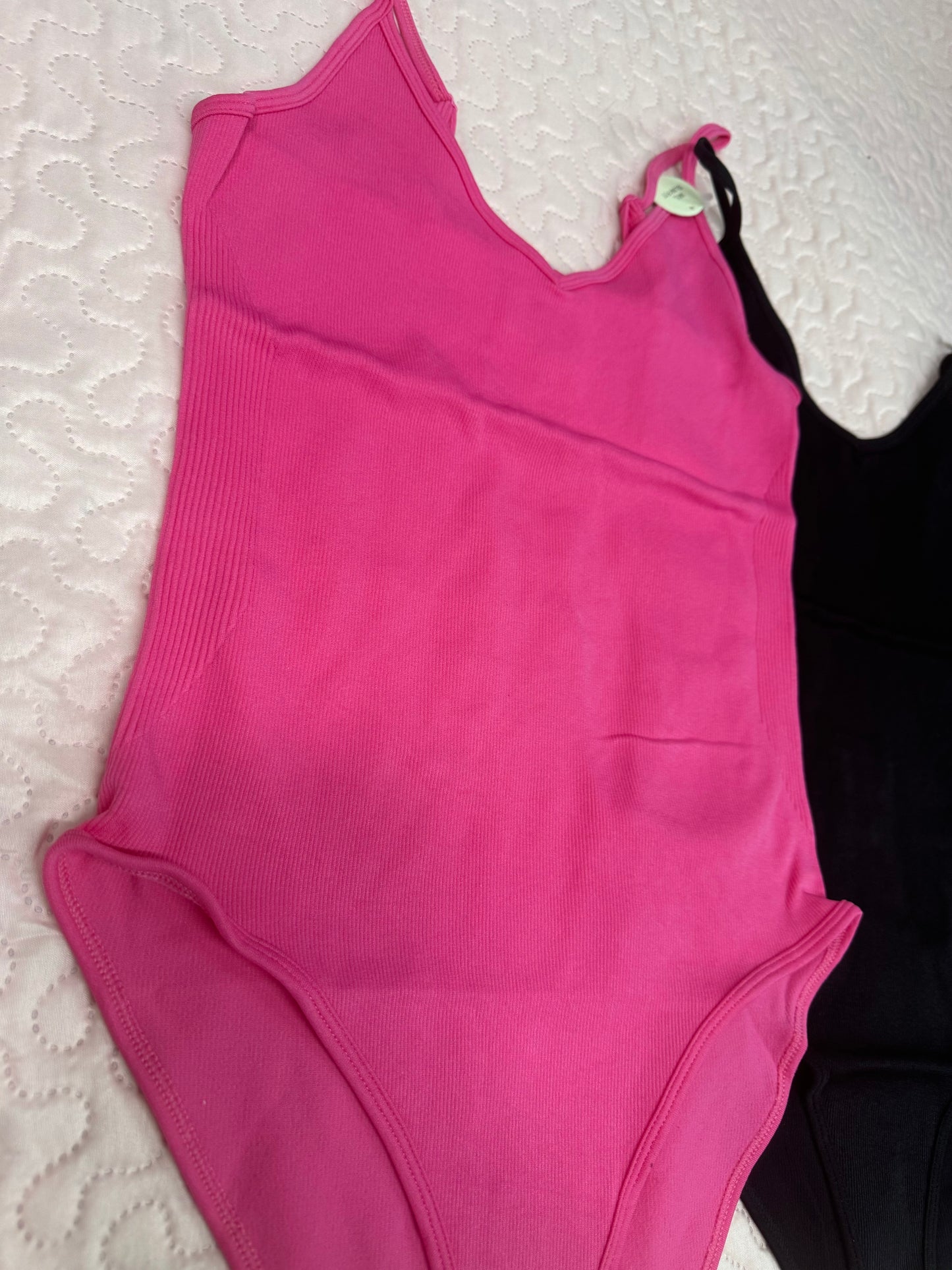 Bodyshirt moldeador tirillas rosa/ negro