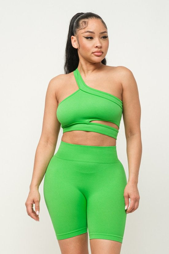 Set sport bermuda crop top una tira verde/ negro