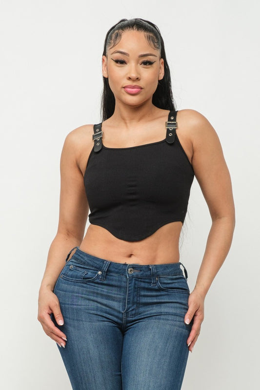 Crop top tiras correas hebilla negro