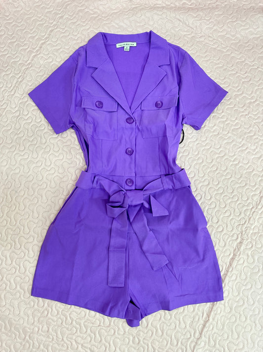 Jumpsuit corto botones cinturón violeta/rosa