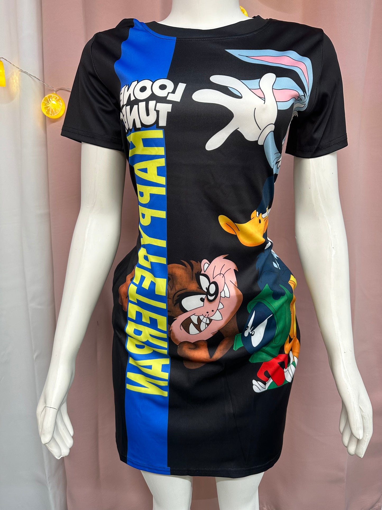 Traje casual Looney Tunes negro bolsillos