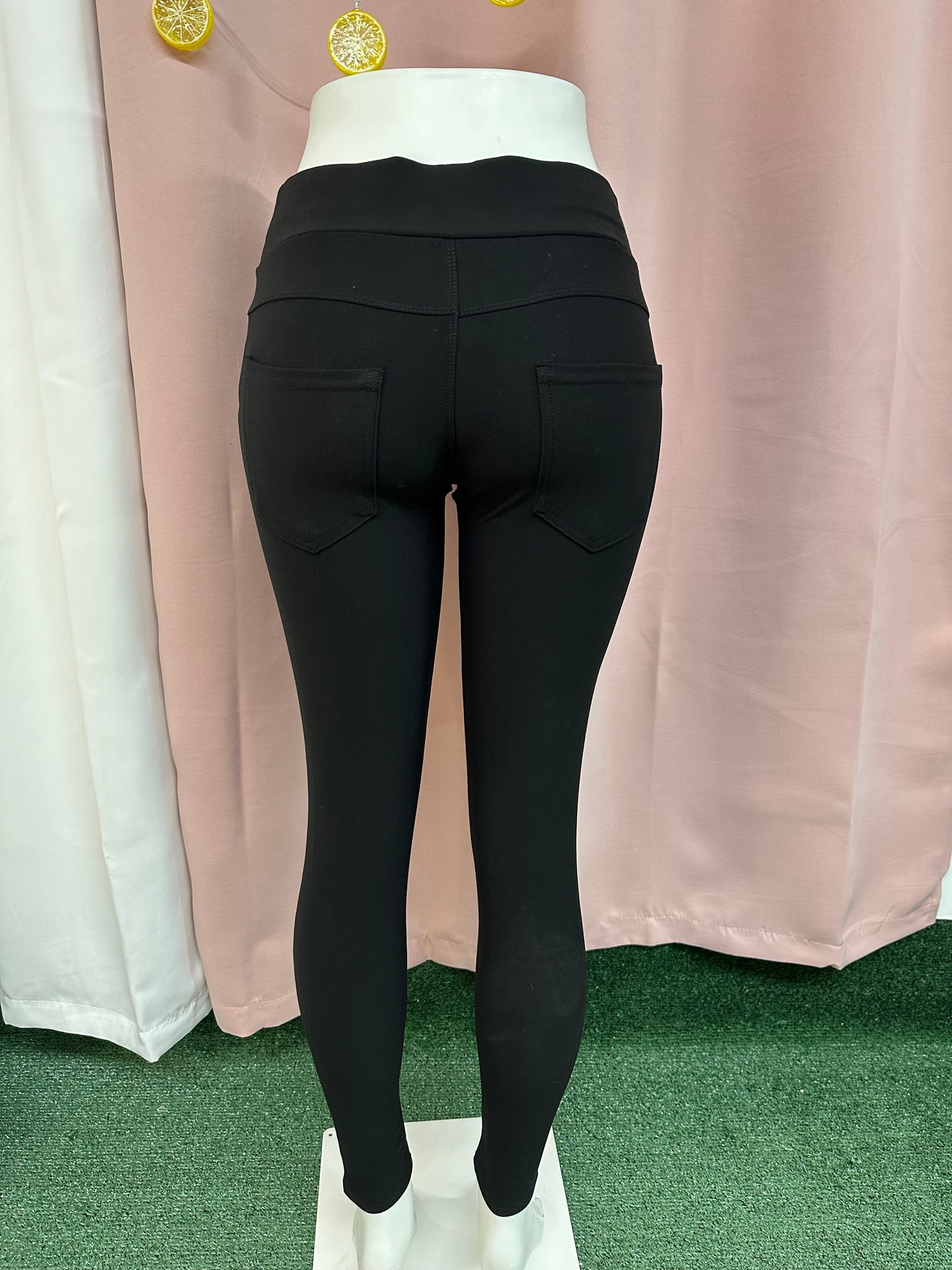 Pantalón negro 3 botones mz